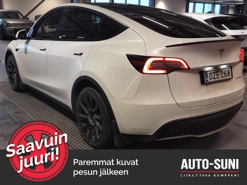 Tesla Model Y vaihtoauto