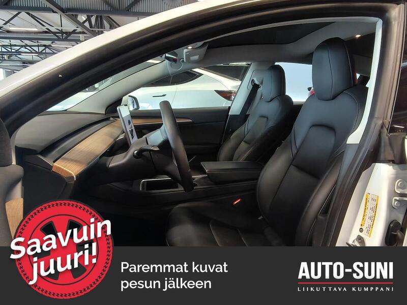Tesla Model 3 vaihtoauto
