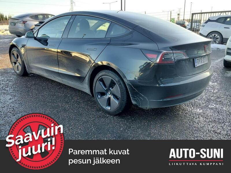 Tesla Model 3 vaihtoauto