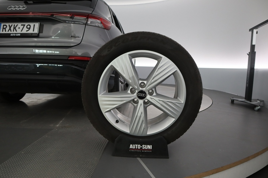 Audi Q4 e-tron vaihtoauto