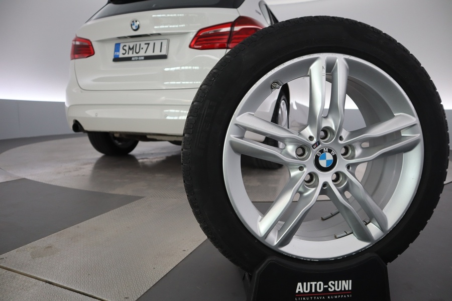 BMW 225 vaihtoauto