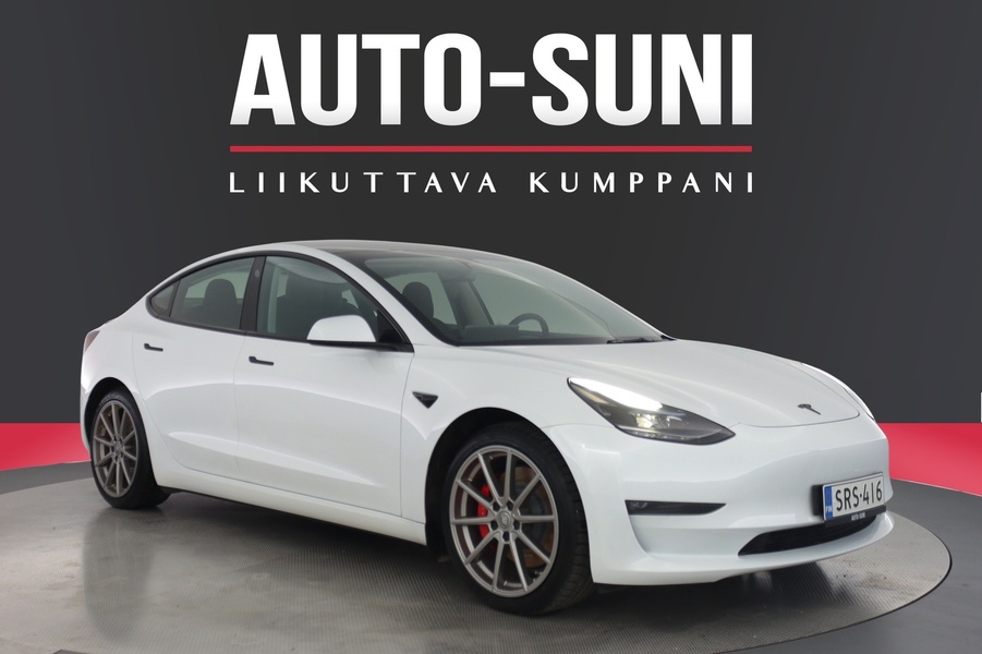 Tesla Model 3 vaihtoauto