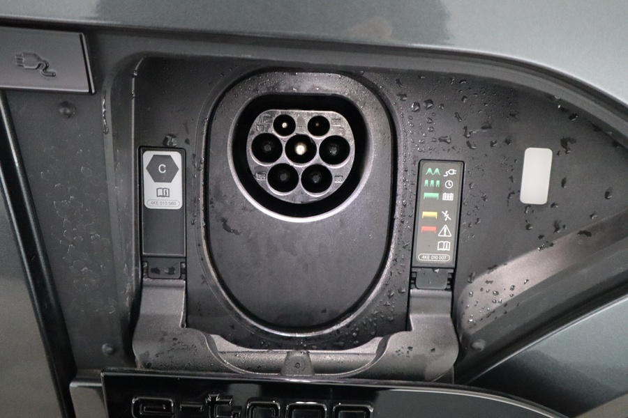 Audi Q8 e-tron vaihtoauto