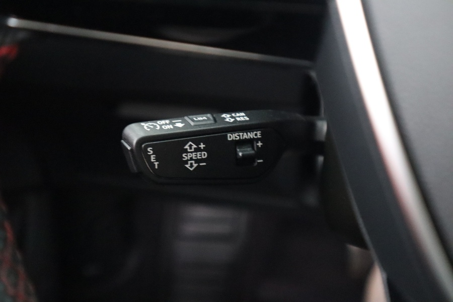 Audi Q8 e-tron vaihtoauto