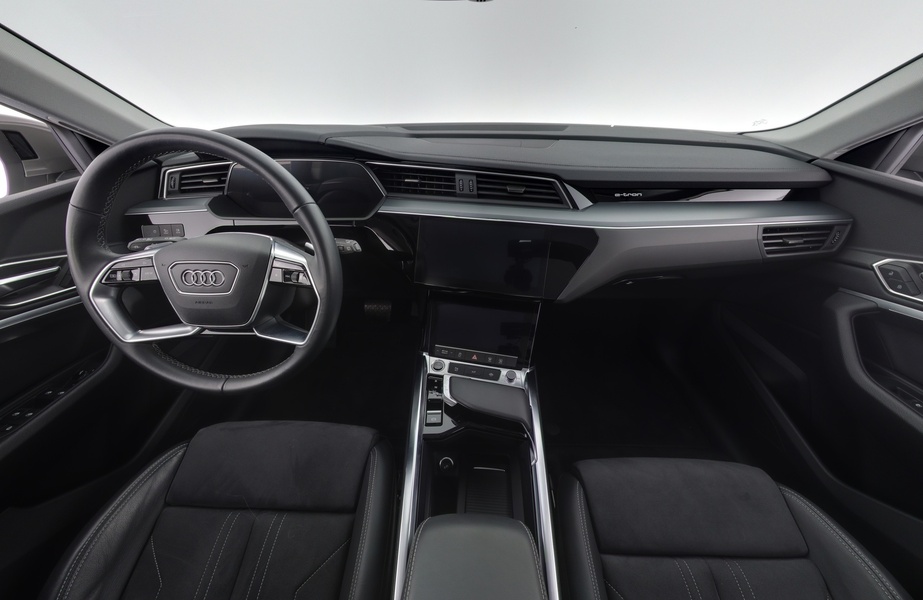 Audi Q8 e-tron vaihtoauto