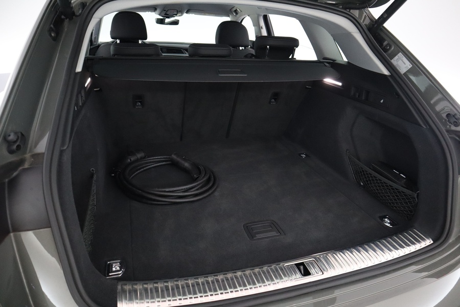 Audi Q8 e-tron vaihtoauto