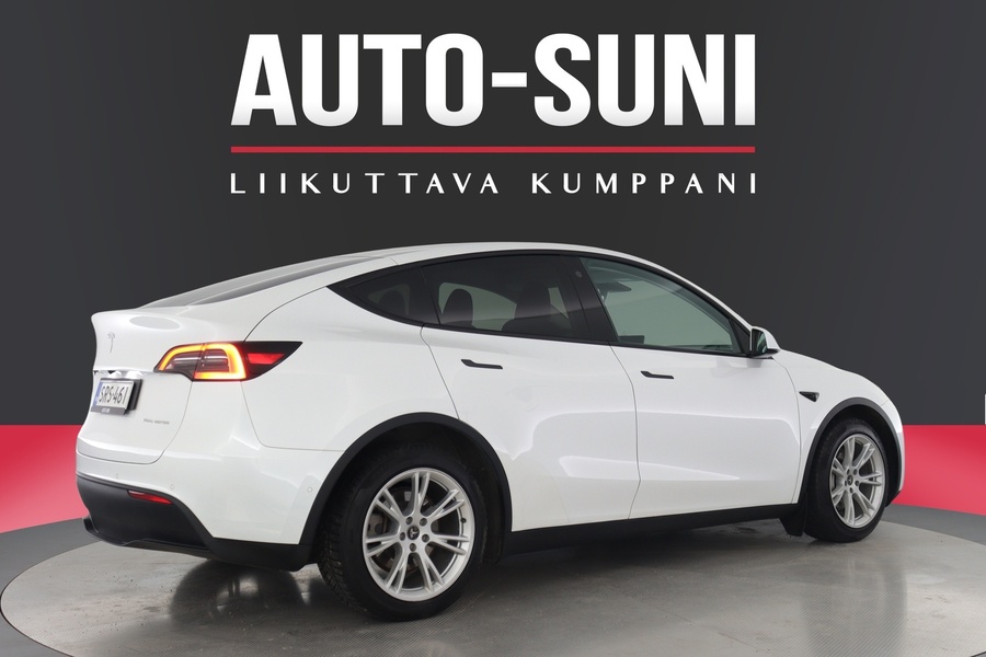 Tesla Model Y vaihtoauto