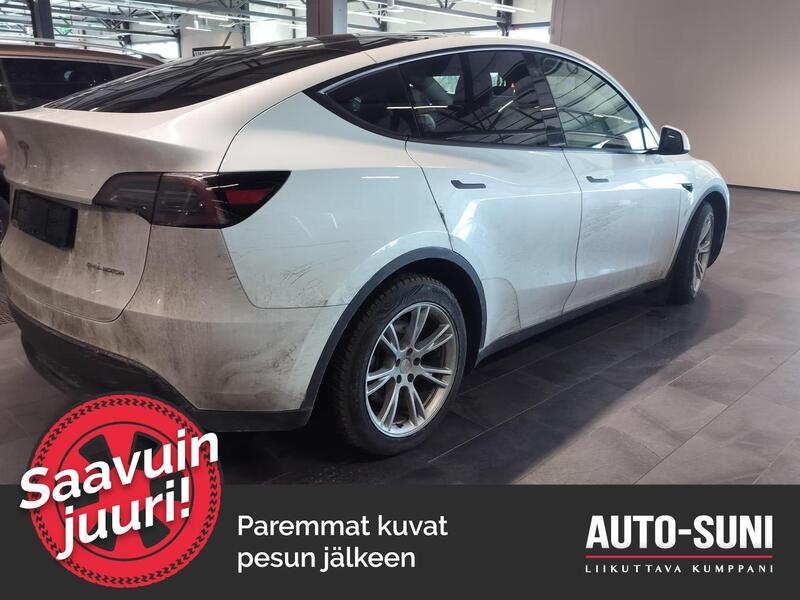 Tesla Model Y vaihtoauto