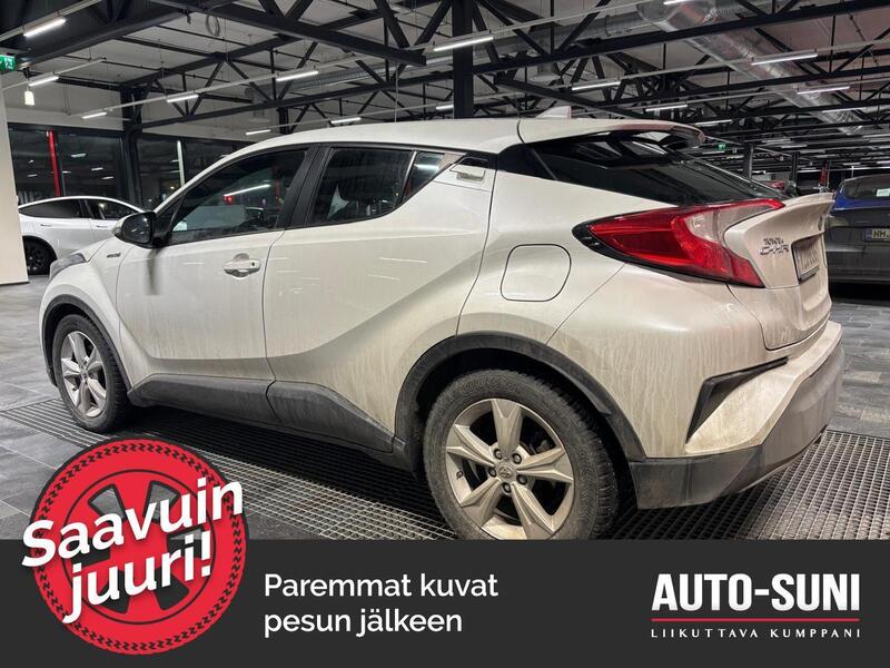 Toyota C-HR vaihtoauto