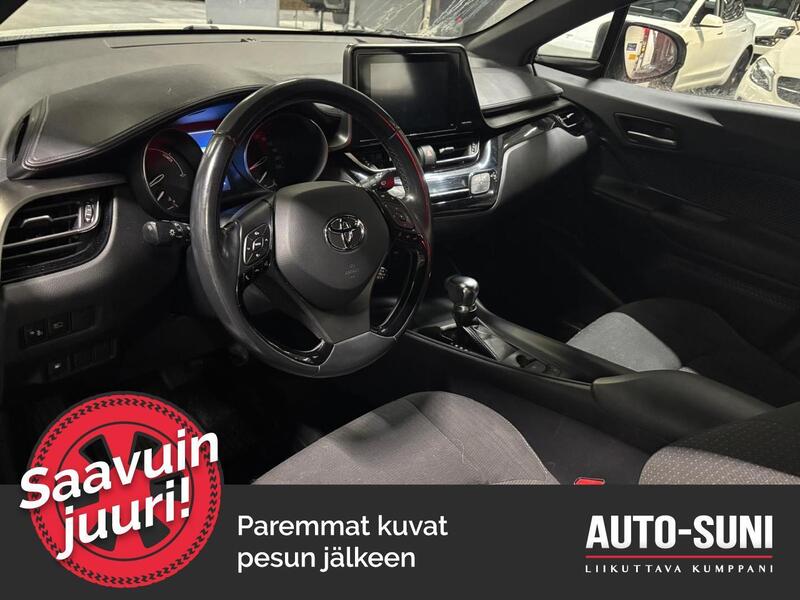 Toyota C-HR vaihtoauto