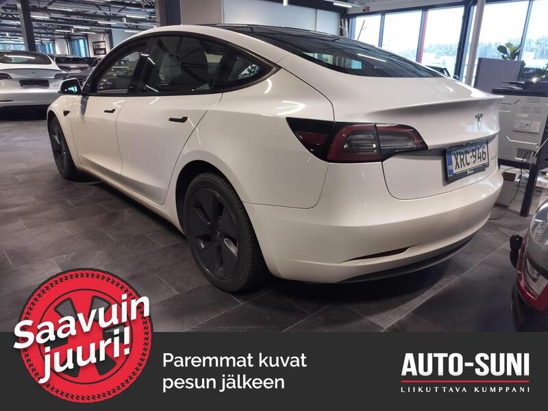 Tesla Model 3 vaihtoauto