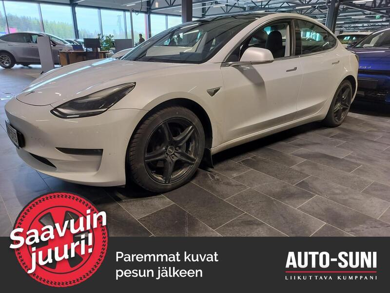 Tesla Model 3 vaihtoauto