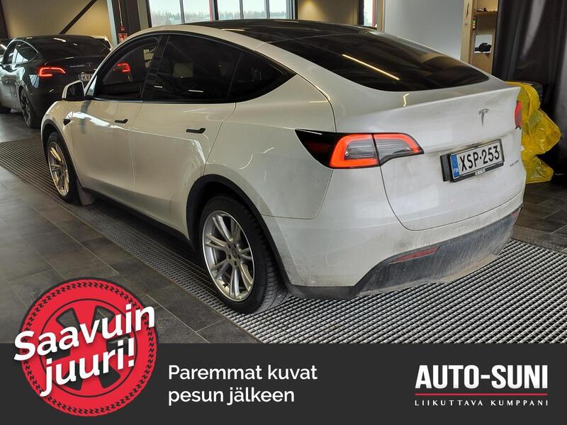 Tesla Model Y vaihtoauto