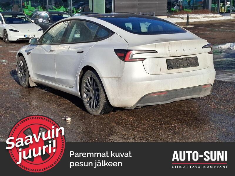 Tesla Model 3 vaihtoauto