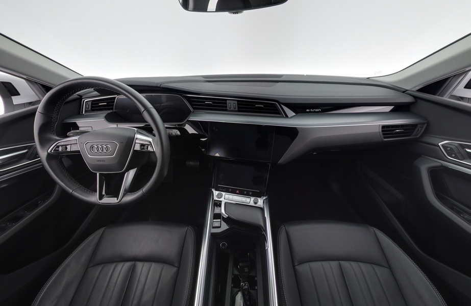 Audi Q8 e-tron vaihtoauto