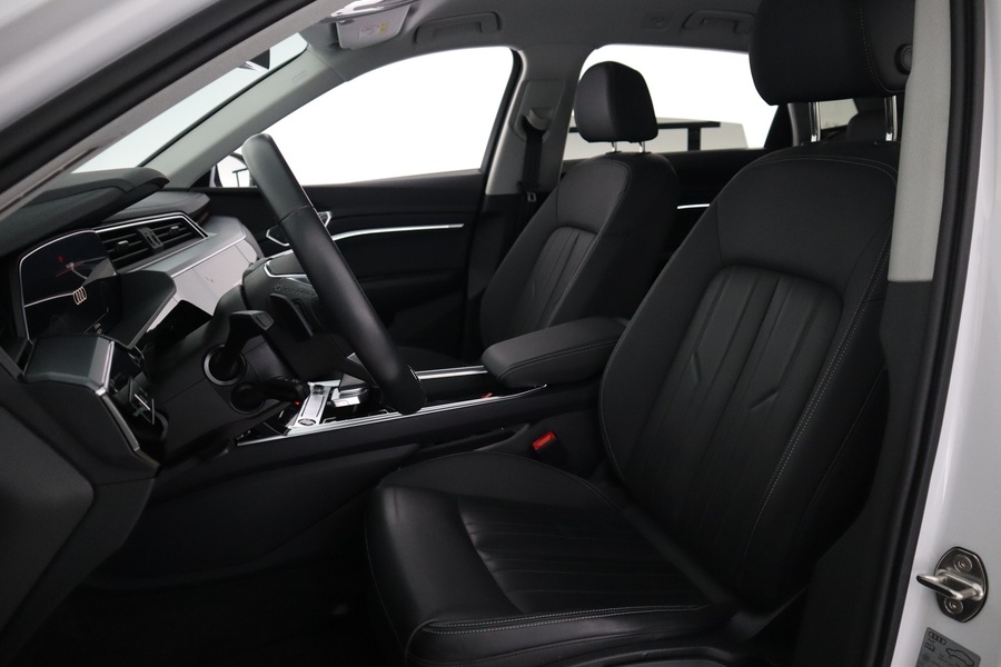 Audi Q8 e-tron vaihtoauto