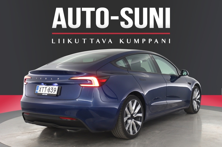 Tesla Model 3 vaihtoauto