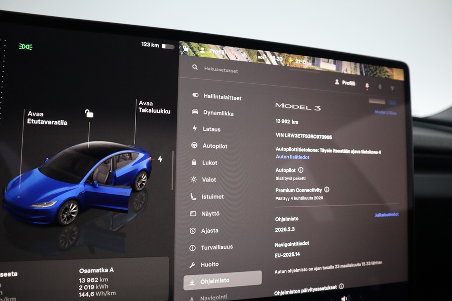 Tesla Model 3 vaihtoauto