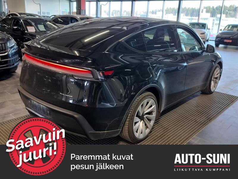 Tesla Model Y vaihtoauto