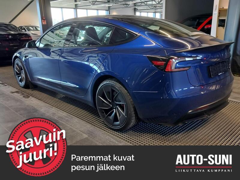 Tesla Model 3 vaihtoauto