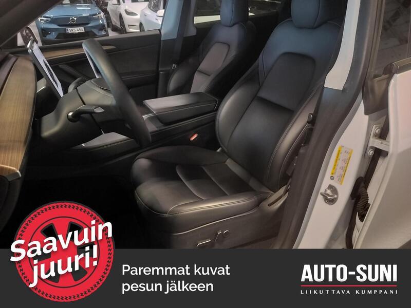 Tesla Model Y vaihtoauto