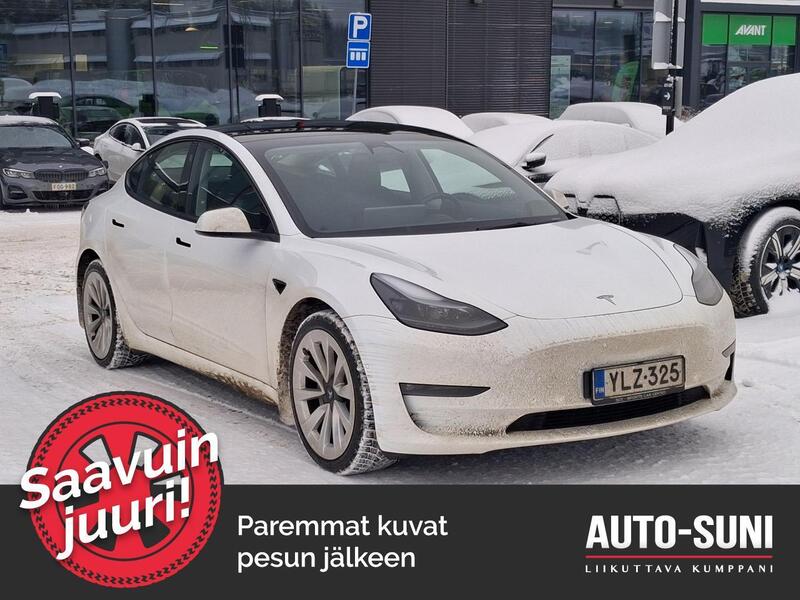 Tesla Model 3 vaihtoauto