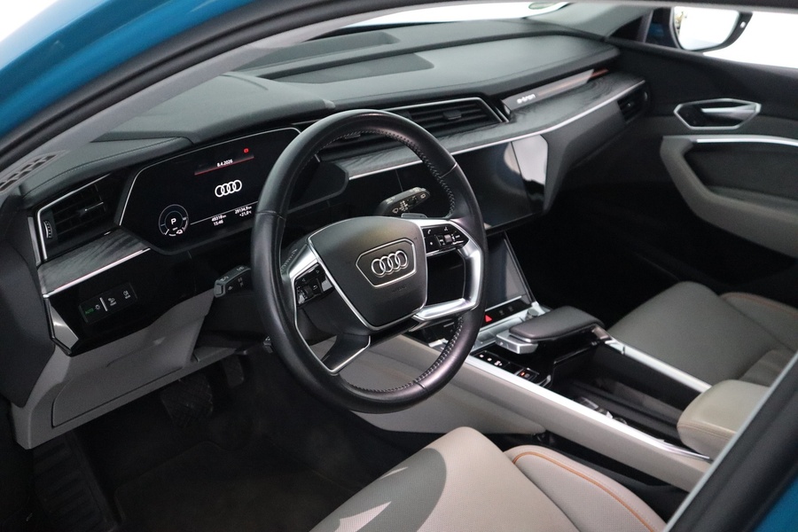Audi e-tron vaihtoauto