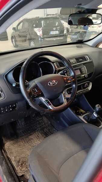 Kia Rio vaihtoauto
