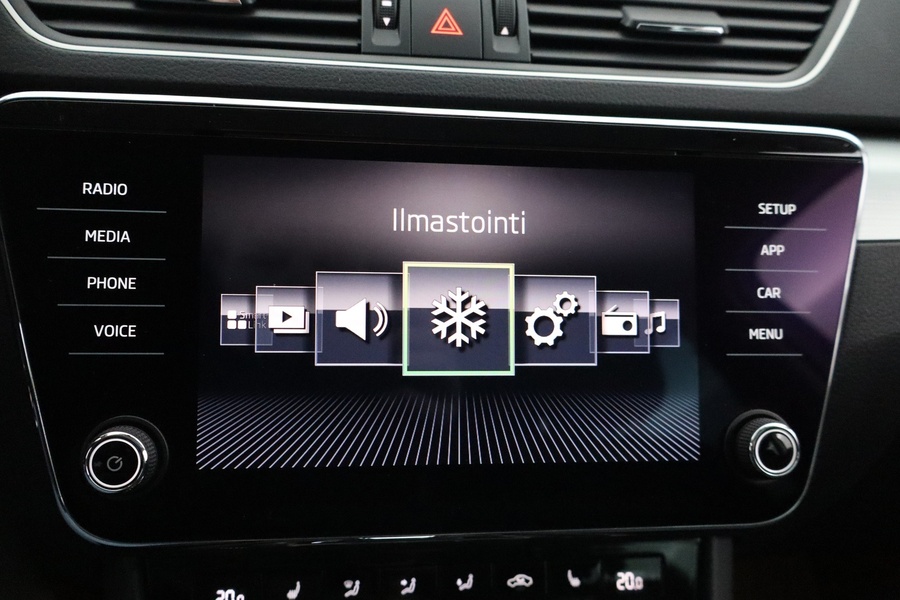 Skoda Superb vaihtoauto