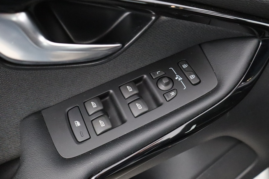 Volvo V40 Cross Country vaihtoauto