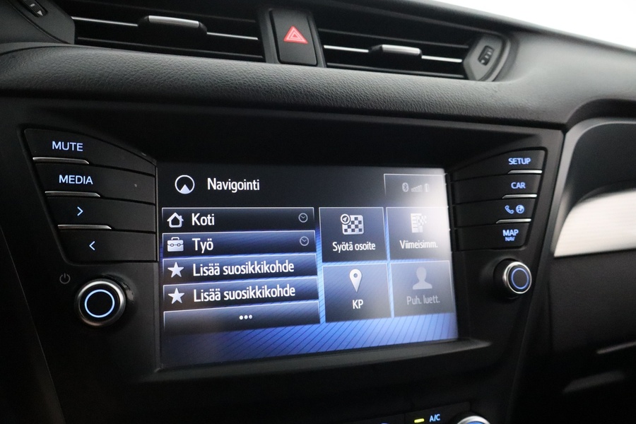 Toyota Avensis vaihtoauto