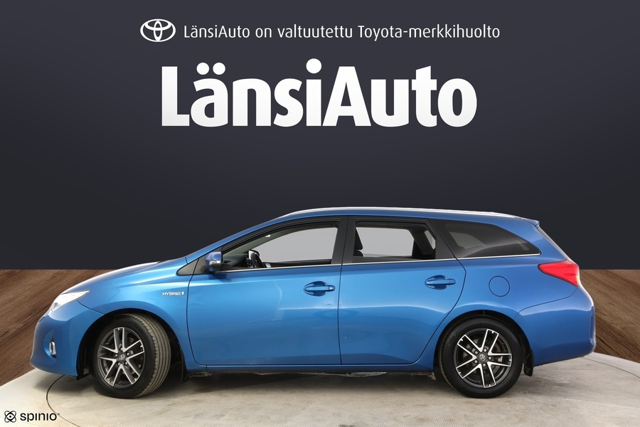 Toyota Auris vaihtoauto