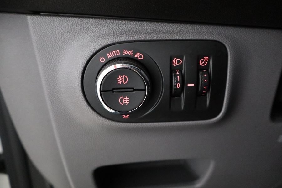 Opel Corsa vaihtoauto