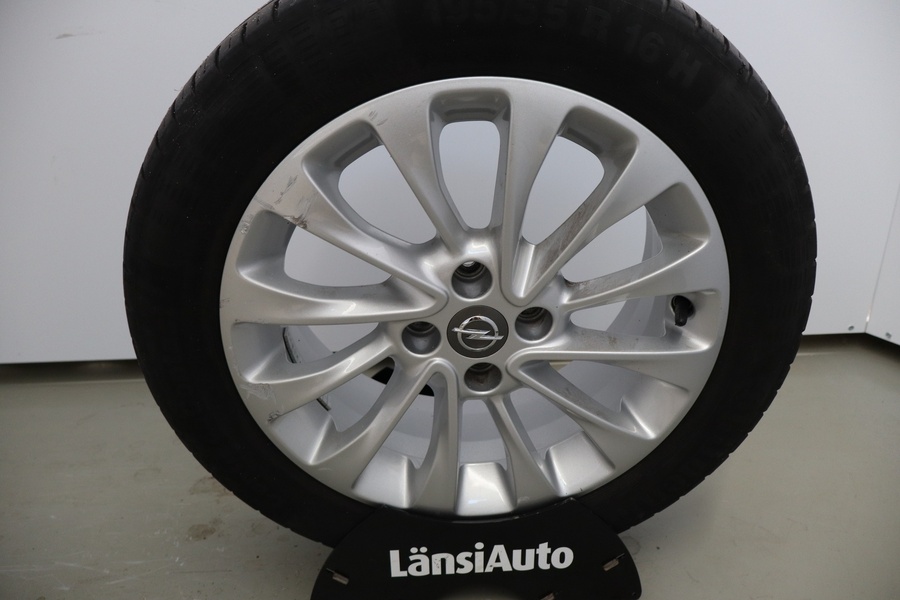 Opel Corsa vaihtoauto