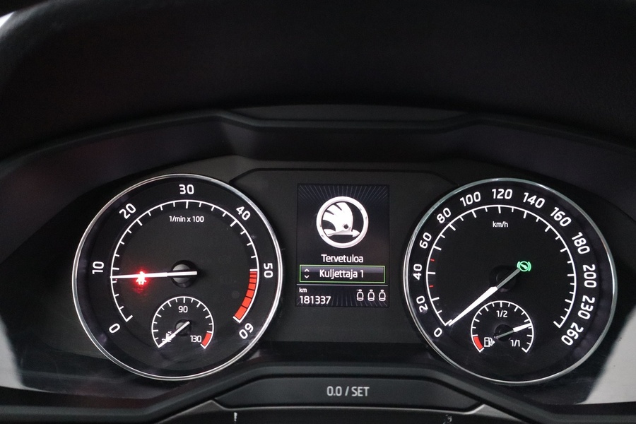 Skoda Superb vaihtoauto