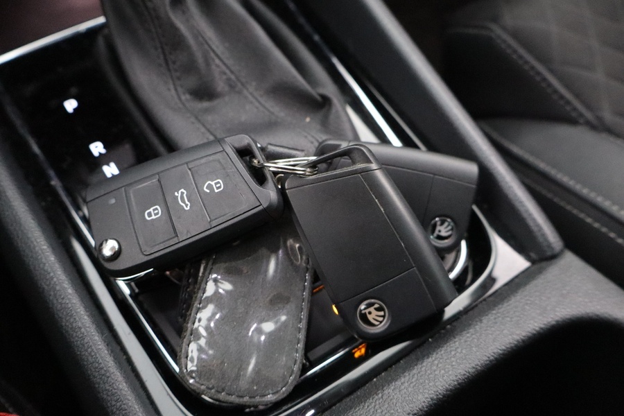 Skoda Karoq vaihtoauto