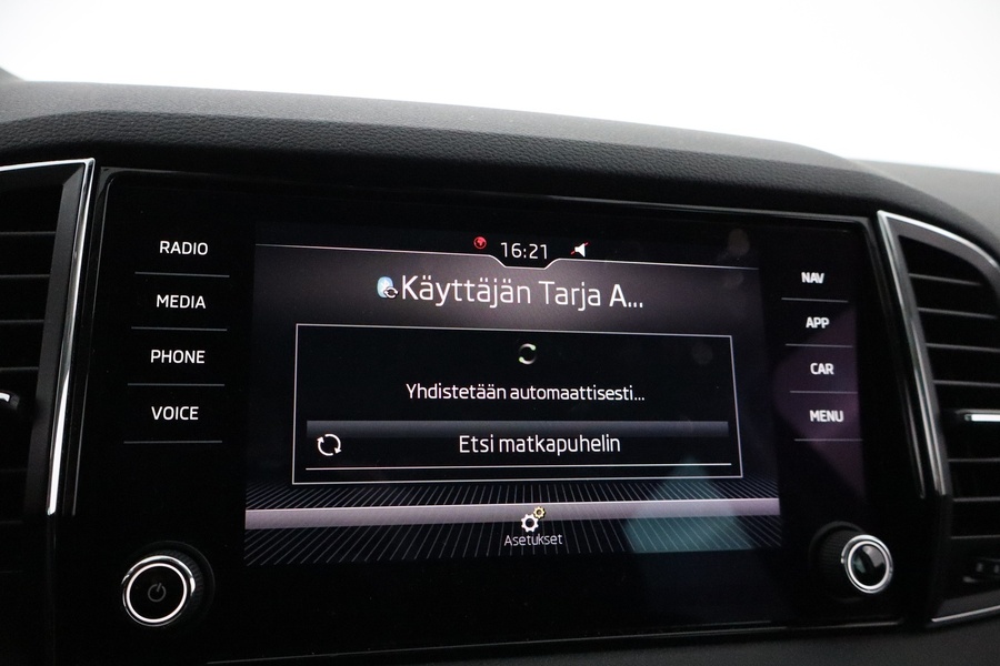 Skoda Karoq vaihtoauto