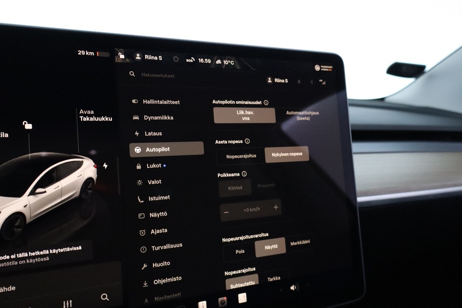 Tesla Model 3 vaihtoauto