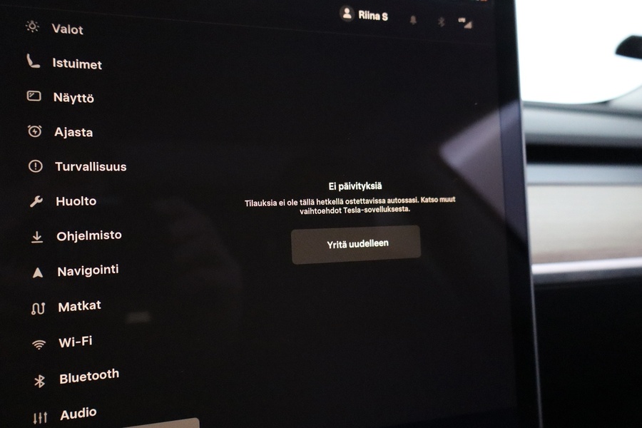 Tesla Model 3 vaihtoauto