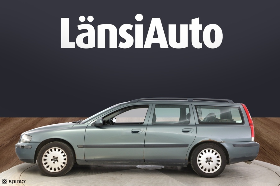 Volvo V70 vaihtoauto
