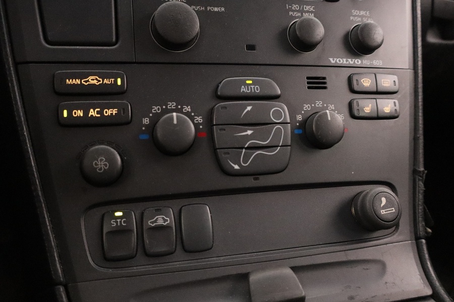 Volvo V70 vaihtoauto