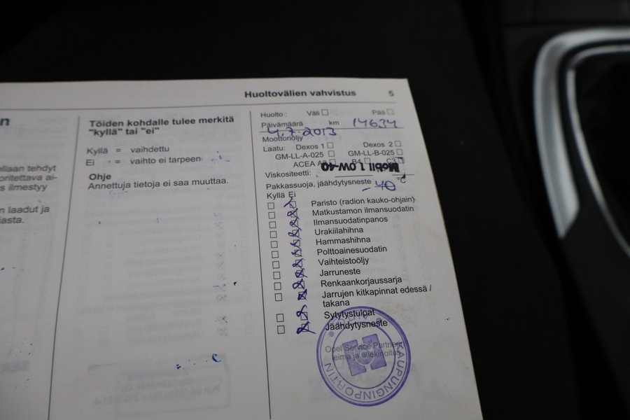 Opel Insignia vaihtoauto