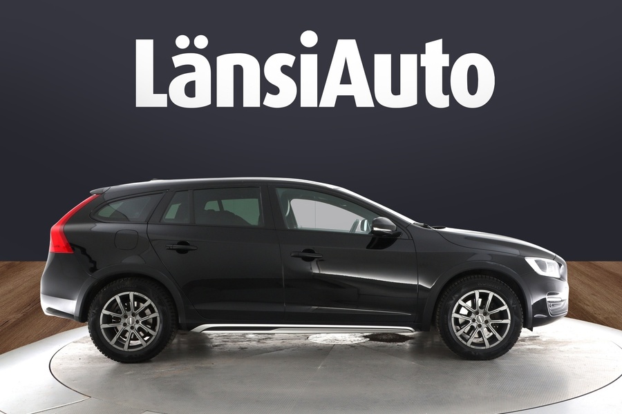 Volvo V60 Cross Country vaihtoauto