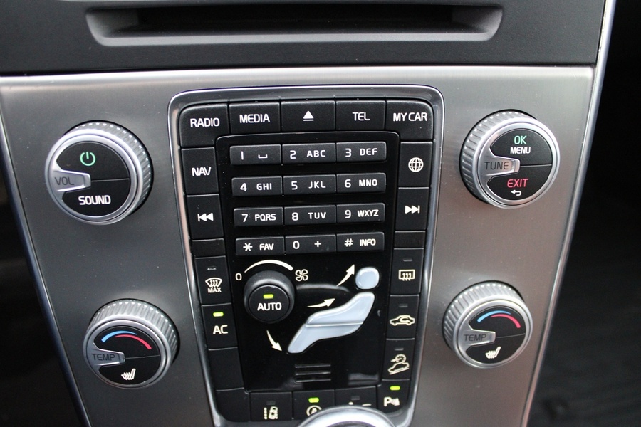 Volvo V60 Cross Country vaihtoauto