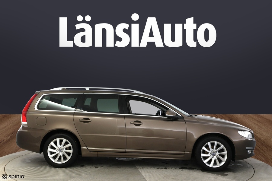 Volvo V70 vaihtoauto