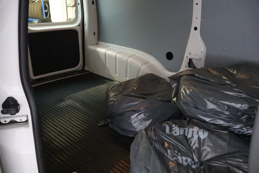 Volkswagen Caddy Maxi vaihtoauto