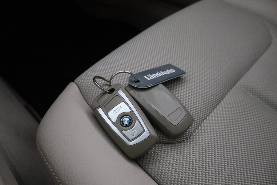 BMW 320 vaihtoauto