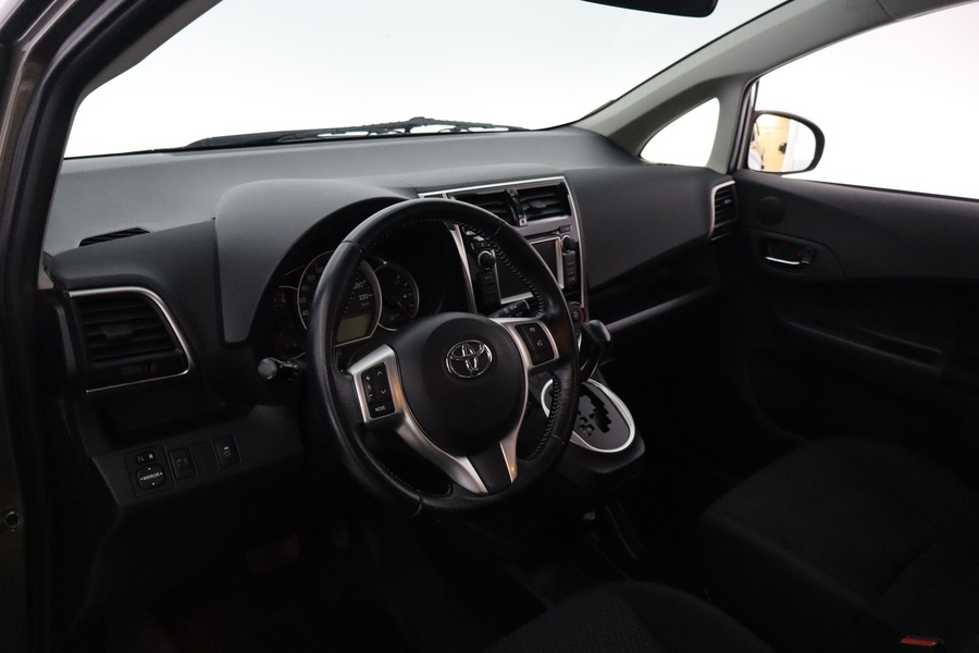 Toyota Verso-S vaihtoauto
