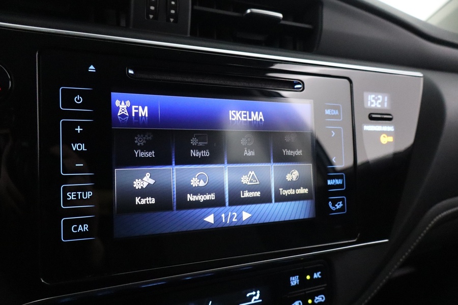 Toyota Auris vaihtoauto