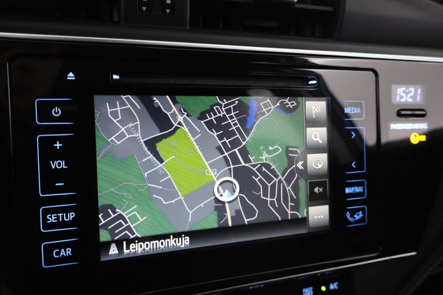 Toyota Auris vaihtoauto